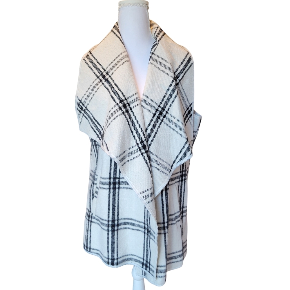 ETWO Black White Plaid Print Waterfall Open Front Cardigan Vest